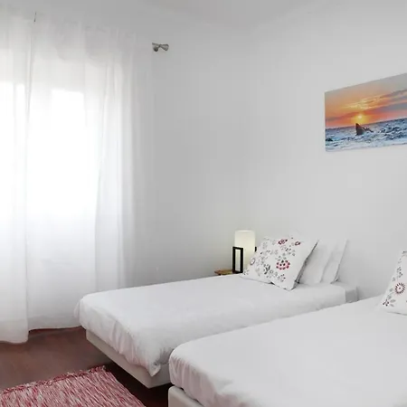 Comfortable And Central Apartment Cascais Exterior photo
